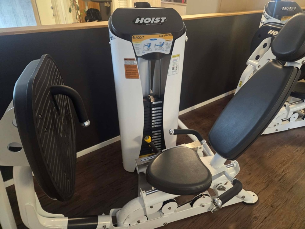 1475421-1 Benpress - Hoist Fitness Roc-it-serien