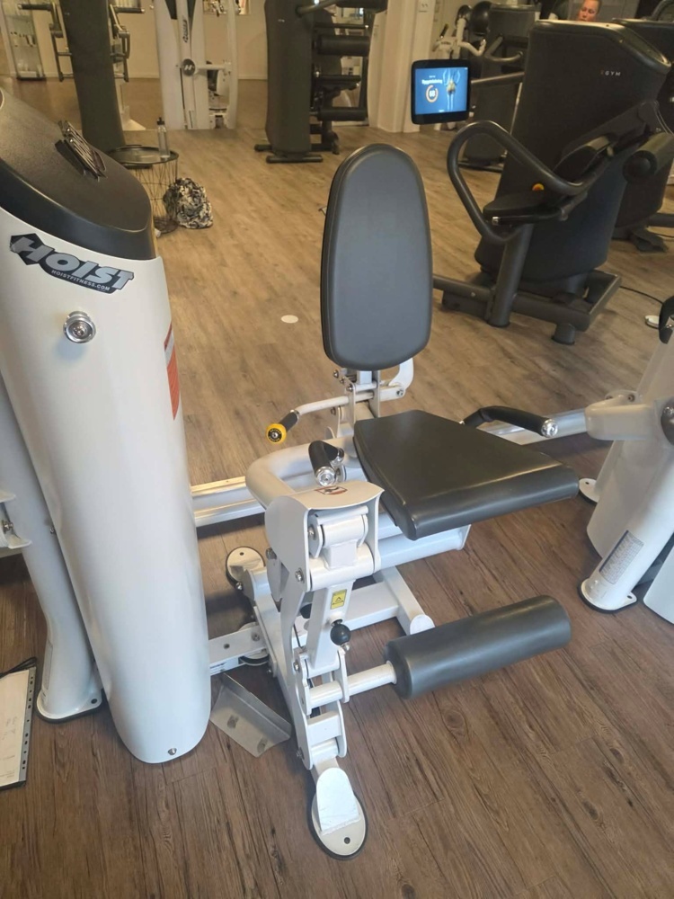 1475422-2 Benspark sittande - Hoist Fitness Roc-it-serien