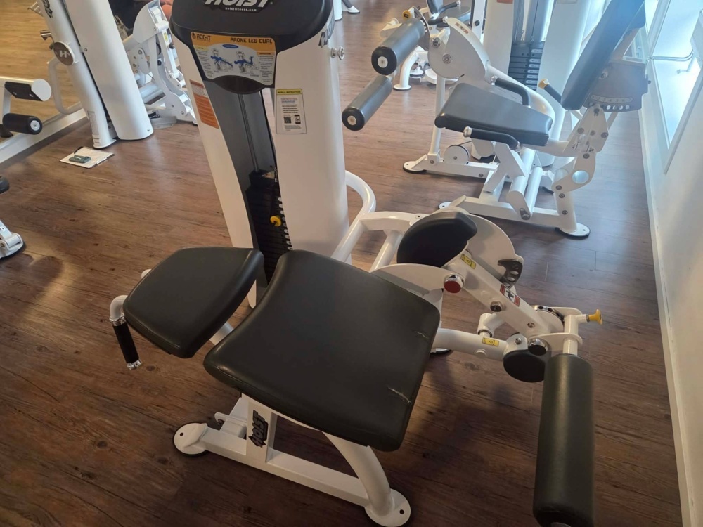 1475438-2 Liggande lårcurl - Hoist Fitness Roc-it-serien