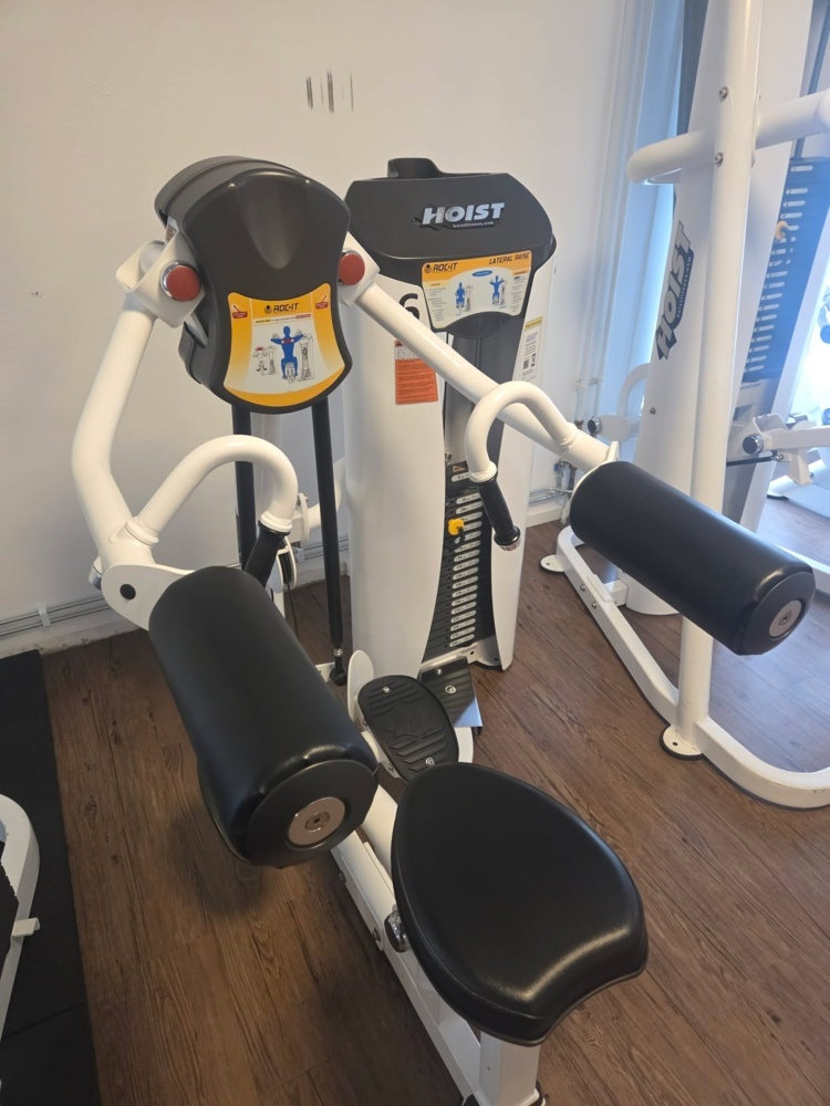 1475440-2 Lateral raise (sidolyft axlar) - Hoist Fitness Roc-it-serien