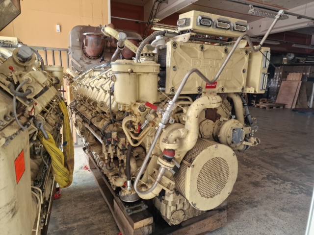 1545184-1 Marin dieselmotor V16 - Deutz MWM