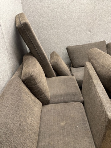 1535533-4 Soffa, hushållsartiklar, köksutrustning, m.m.