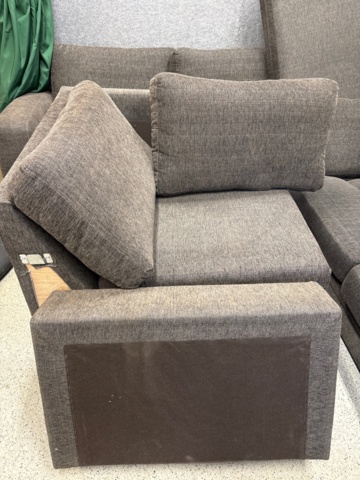 1535533-6 Soffa, hushållsartiklar, köksutrustning, m.m.