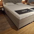 1400753-4 Dubbelsäng, lampor, m.m. - Tempur Promise adjustable 2x90 cm