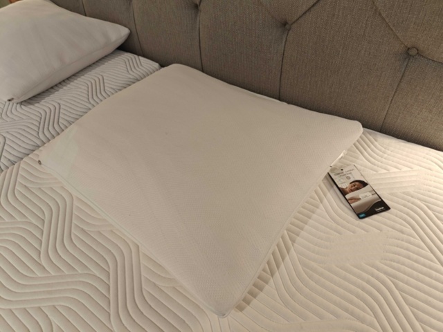 1400753-13 Dubbelsäng, lampor, m.m. - Tempur Promise adjustable 2x90 cm
