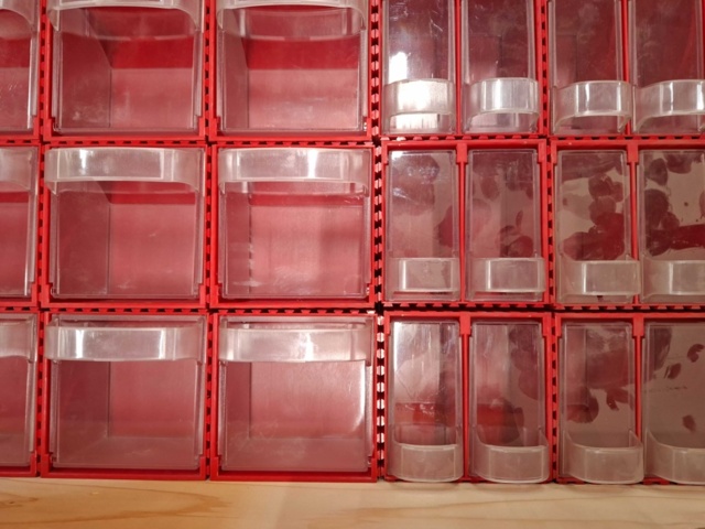 1545261-2 Small parts boxes, holders for drills etc.