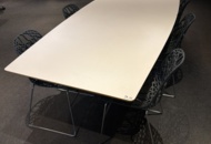 1533306 Conference table with 6 chairs