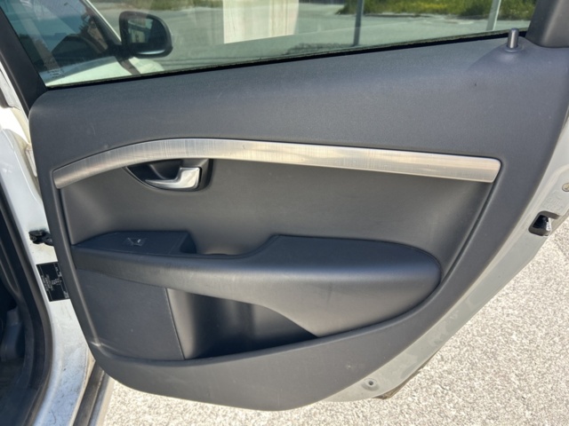 1504312-25 Volvo V70 D3 Geartronic, 163hk, 2011