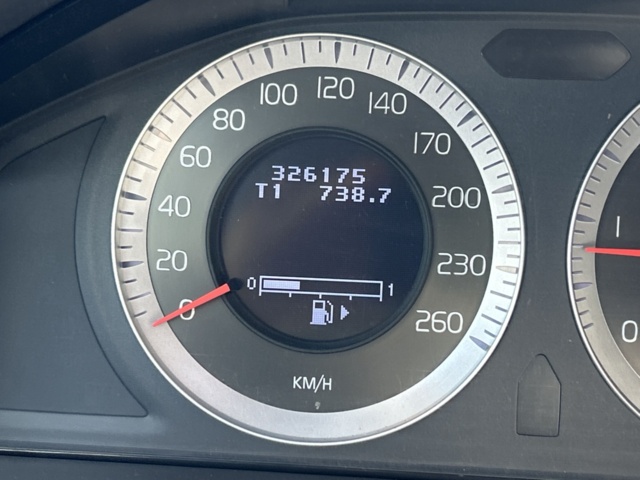 1504312-13 Volvo V70 D3 Geartronic, 163hk, 2011