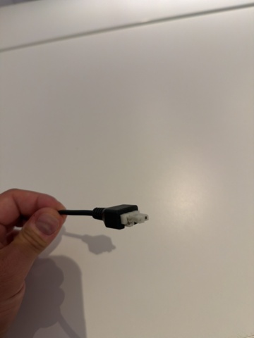 1533307-10 Office furniture and audio equipment