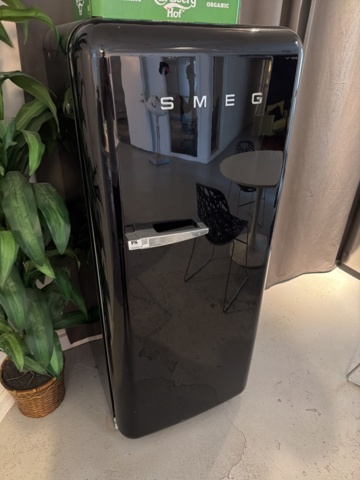 1533314-1 Kylskåp - Smeg FAB28NE6