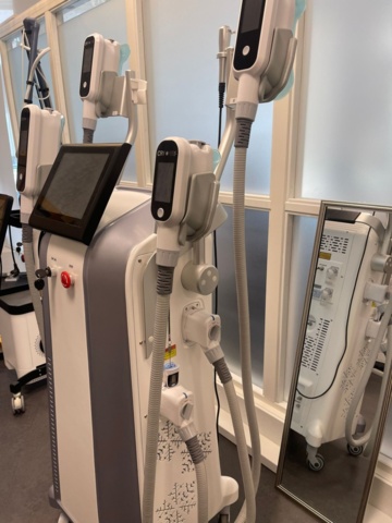 1421927-3 Cryolipolysis machine (Fat freezing) - Nubway CRYOTEC 360