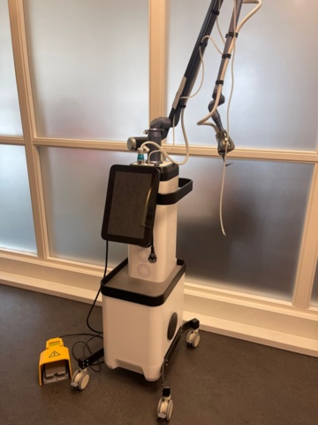 1421928-3 Fractional CO₂ laser - Nubway F12
