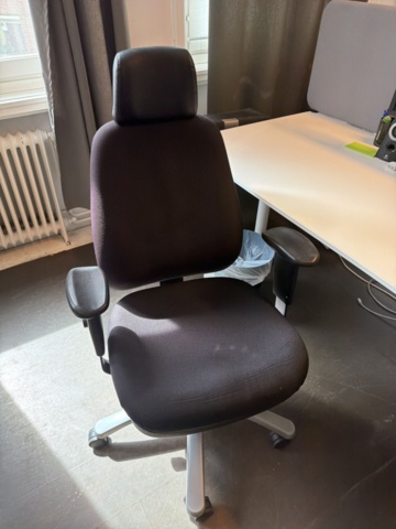1533320-10 Kontorsarbetsplatser 3 st