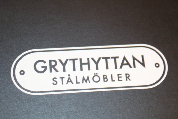 1515014-17 Bord och stolar - Grythyttan Stålmöbler