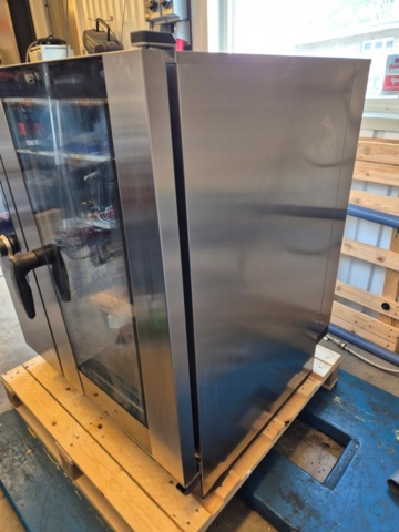 1140982-2 Rational iCombi Pro 101 från 2024. Nyservad hos Rational