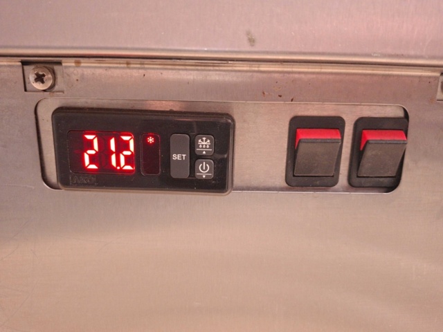 1528344-8 Display refrigerator Viessmann Disk 4