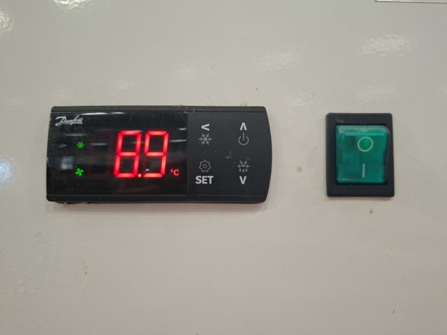 1528391-8 Frysskåp, Viessmann SN-147S