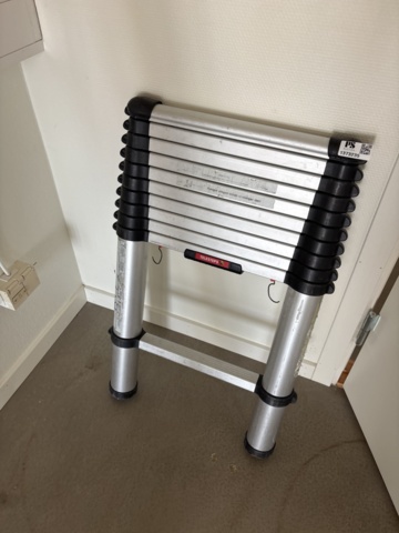 1373235-3 Telescopic ladder - Telesteps
