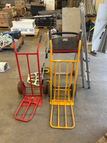 1531836-1 Aluminiumstege och säckkärror