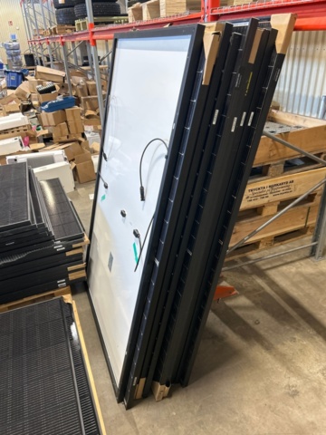 1531847-4 Solcellspaneler 36 st (Longi, Trina, Risen)