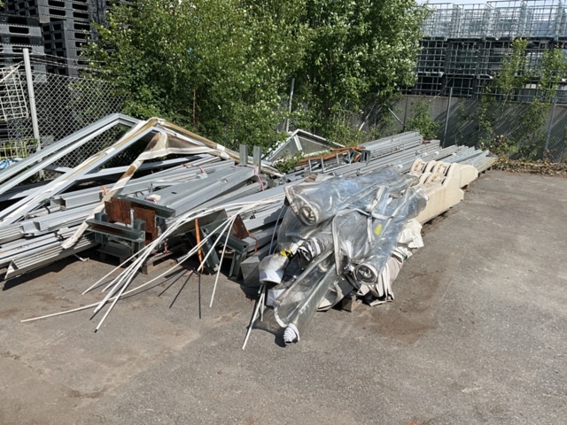1473276-4 2 event tents