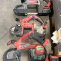 1531853-10 Milwaukee 17-piece power tools