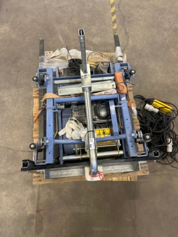 1531858-3 Scaffolding lift GEDA 200 Standard 2018