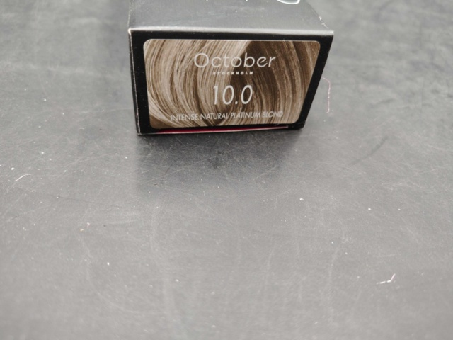1543385-4 Hårfärg 18 st - October Stockholm, Intense Natural Platinum Blond, 10.0