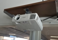 1531919 Projektor BenQ med duk