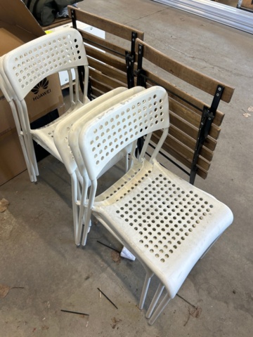 1531918-6 Table 3 pcs with chairs 19 pcs