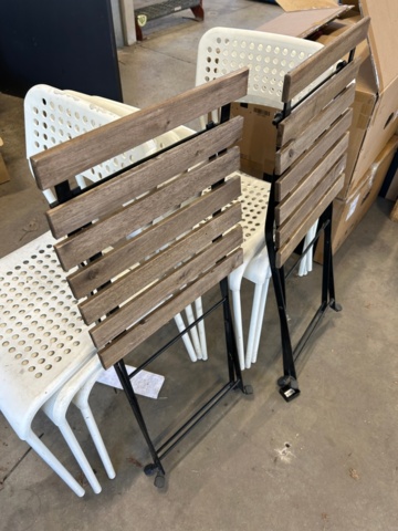 1531918-8 Table 3 pcs with chairs 19 pcs