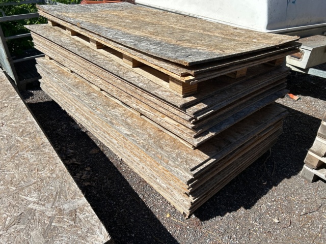 1531932-3 Plywood, 5 pall
