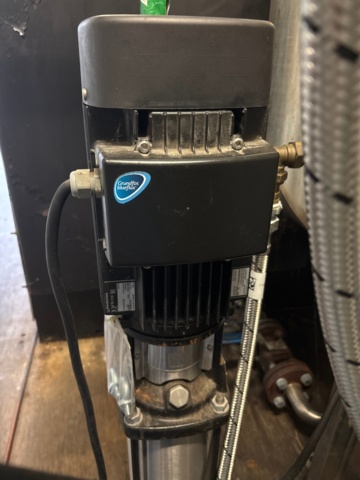 1529456-20 Ånggenerator i container med tillbehör