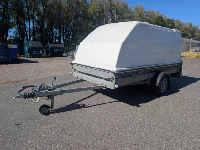1531948-2 Släpvagn Brenderup med kåpa 1000 kg 2019