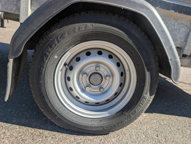 1531948-10 Släpvagn Brenderup med kåpa 1000 kg 2019