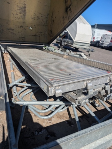 1531940-15 Large batch stand Monzon (several smaller units)