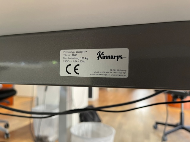 1546334-11 Kontorsmöblemang skrivbord, skrivbordsstolar, hurtsar, plåtskåp