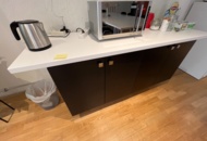 1546341 Kitchen cabinets, kitchen tables, microwave plates, kitchen utensils