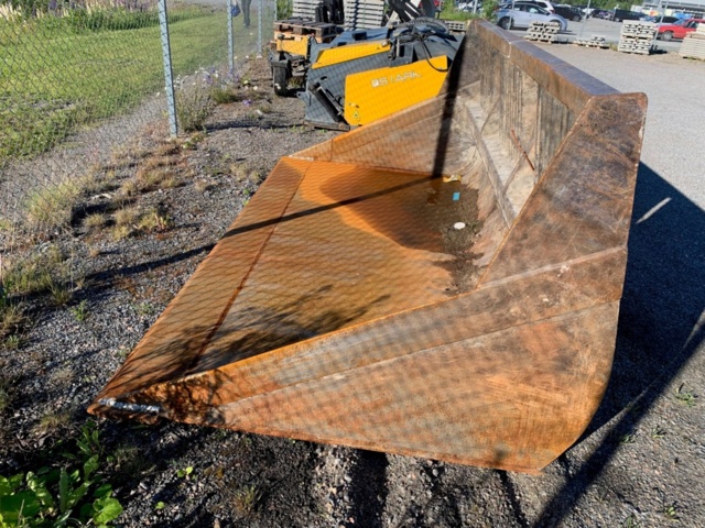1514995-6 Förhöjd Planeringsskopa LS