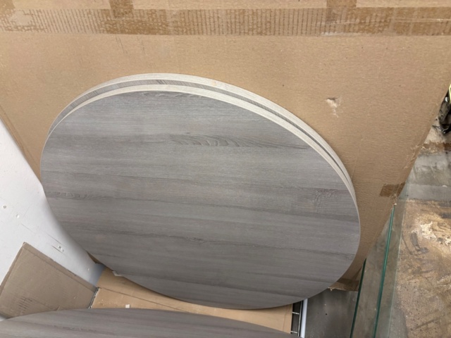1500151-1 Collection of 3 table tops