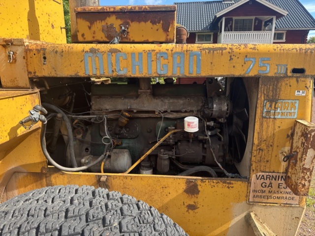 1458415-15 Wheel loader Michigan 75 3