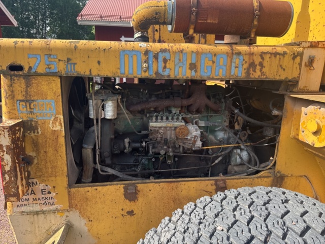 1458415-16 Wheel loader Michigan 75 3