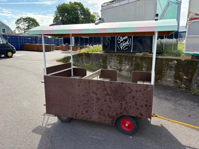 1535899-17 Vägregistrerat minitåg med 3 vagnar – Agria 4700