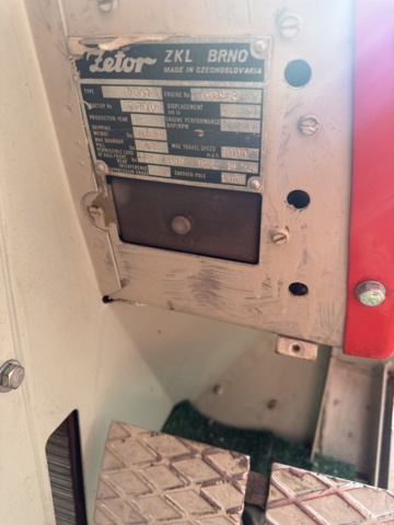 1458420-31 Series crystal 8011