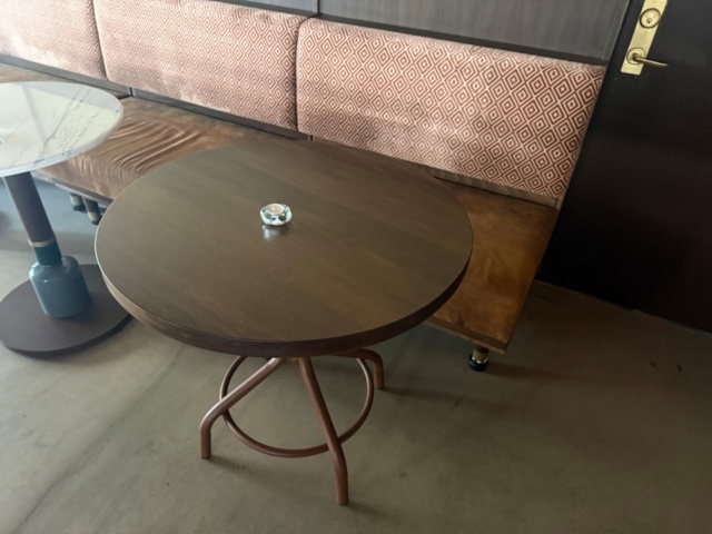 1546998-2 Lot of restaurant furniture