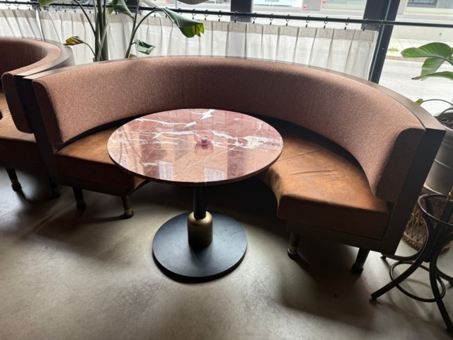 1547002-2 Lot of restaurant furniture