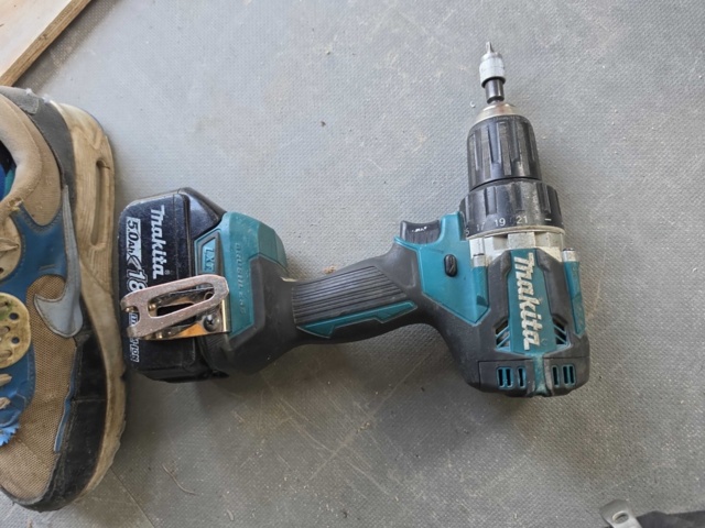 1320379-14 Makita tool kit including bag See pictures
