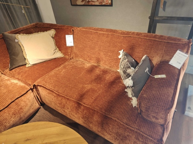 1546452-2 Soffa, soffbord, taklampa, m.m. - Easy Sofa, Mavis