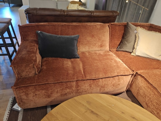 1546452-3 Soffa, soffbord, taklampa, m.m. - Easy Sofa, Mavis